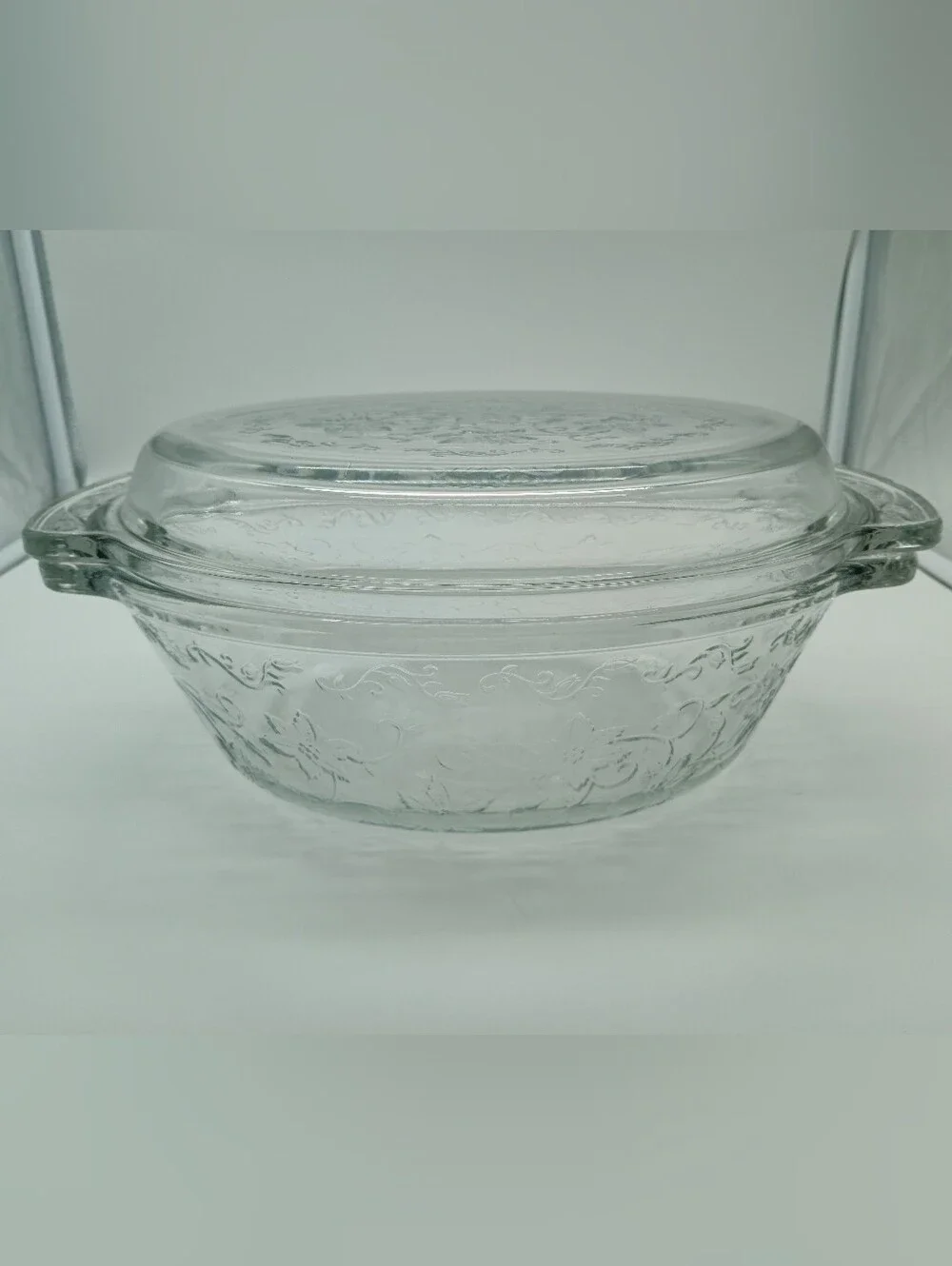 Princess House Fantasia 3-quart covered casserole dish 